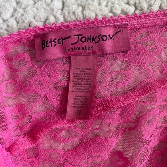 Betsy Johnson Intimates Pink Lace Babydoll Chemise Size Small - Picture 3 of 6